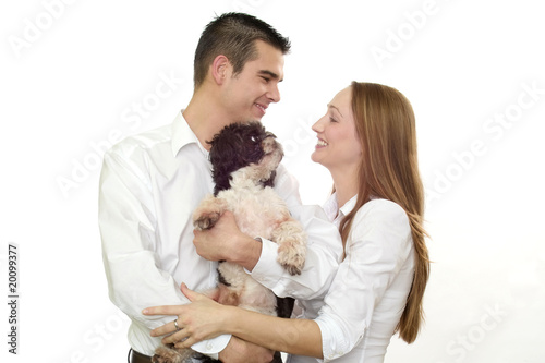 Mann und Frau mit Hund