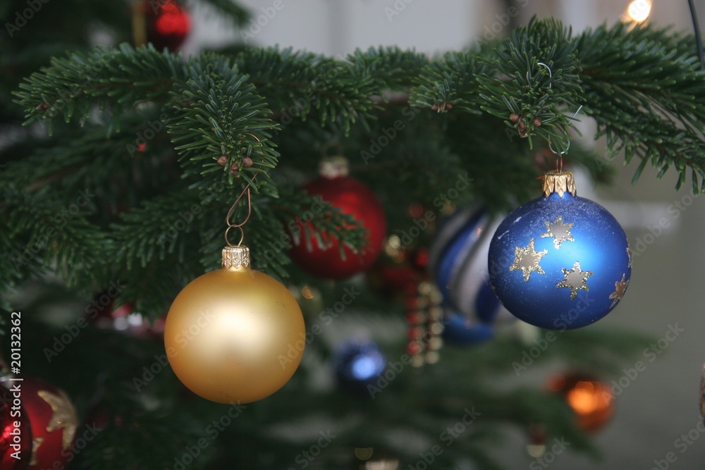 Fototapeta premium christbaumkugel