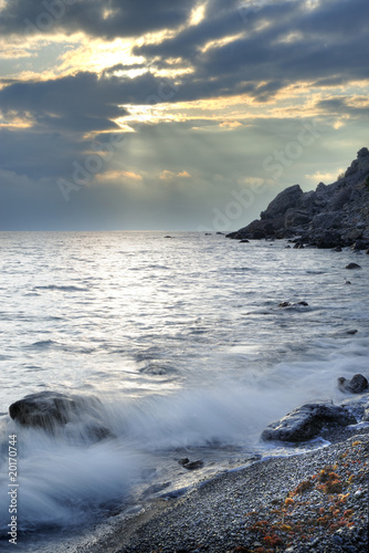 The night coastline and mountains © Olga Galushko