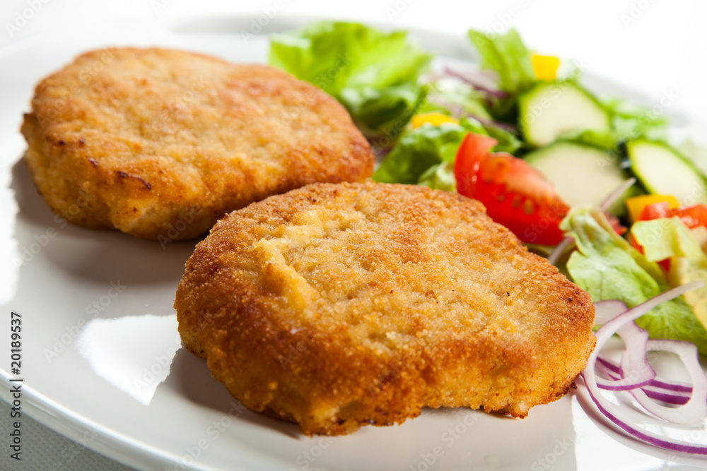 Fried pork chop with vegetables Fried pork chop with vegetables