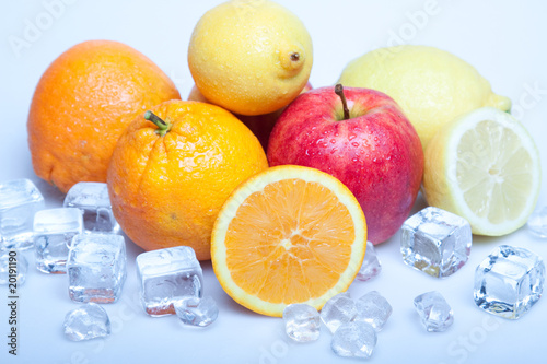 Fototapeta Naklejka Na Ścianę i Meble -  Frozen Fruits!