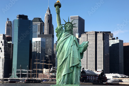 classical NY - statue of Liberty background Manhattan © konstantant