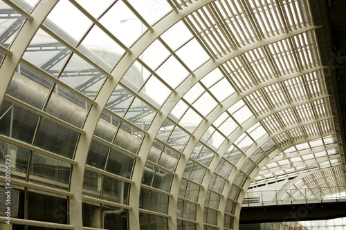 Canvas Print Steel roof structure in the hongkong airport, hongkong, China