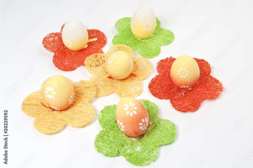 Muster mit Strohblumen und Eiern Muster mit Strohblumen und Eiern