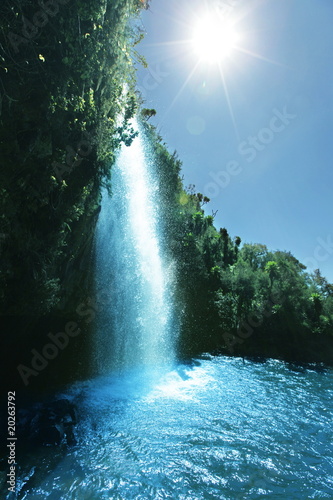 Fototapeta Naklejka Na Ścianę i Meble -  Tropical waterfall