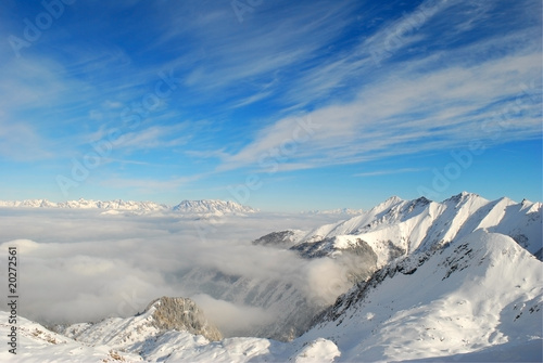 Alps in winter © Marina Karkalicheva