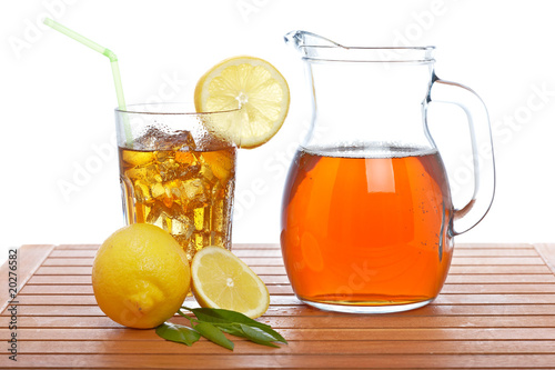 Ice tea pitcher and tumbler