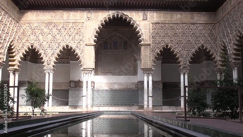 PATIO DE LAS DONCELLAS (REALES ALCAZARES DE SEVILLA) photo