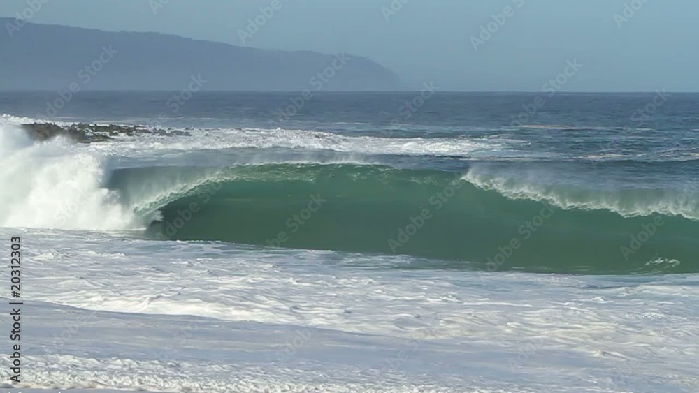Big hollow wave Big hollow wave