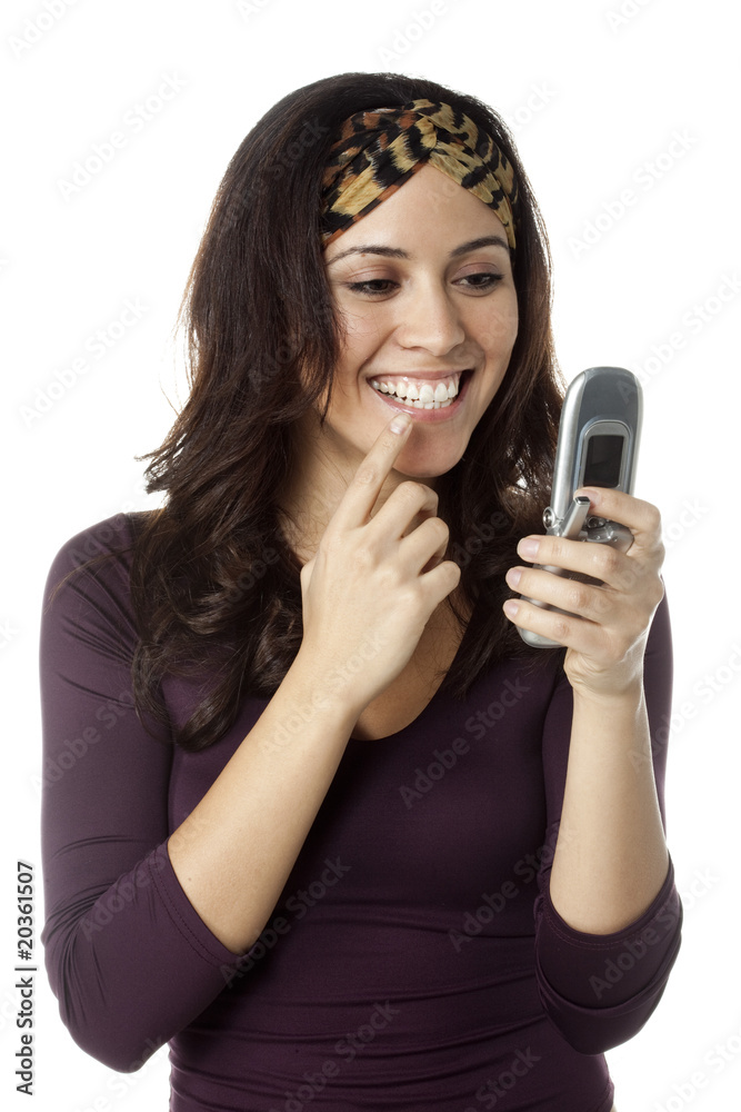 jeune femme téléphone portable plaisir lecture jeune femme téléphone portable plaisir lecture