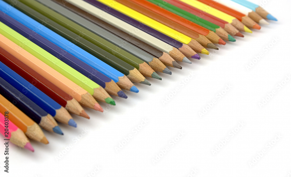 Lapices de varios colores en diagonal Lapices de varios colores en diagonal