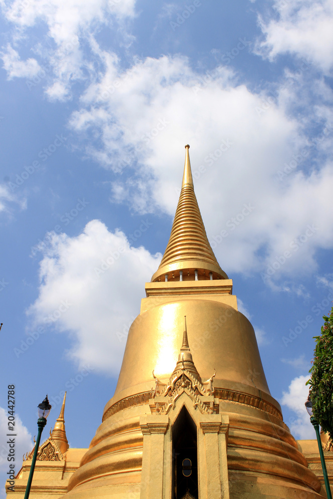 タイ　エメラルド寺院　仏塔