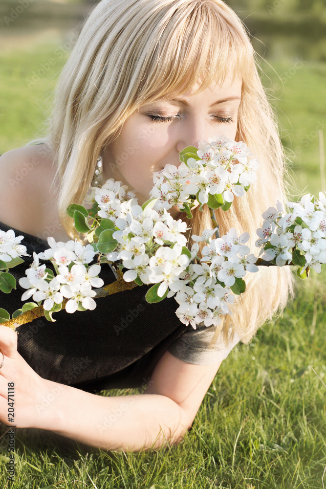 Fototapeta premium beautiful girl outdoor