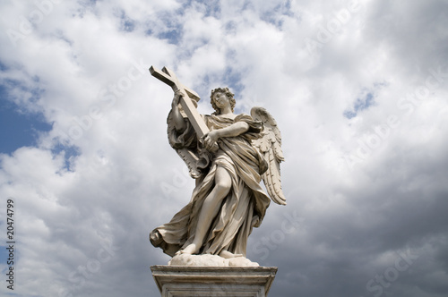Angelo con la croce - Ponte sant Angelo - Roma