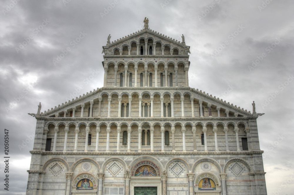 Pisa cathedral in HDR