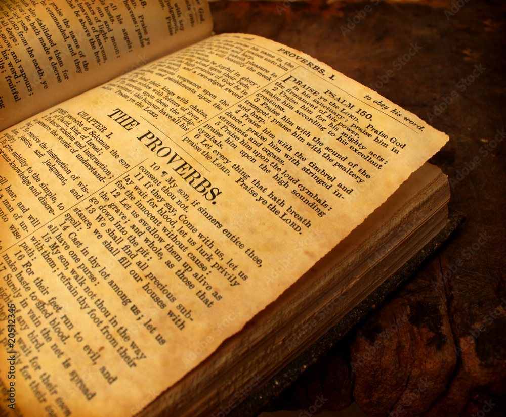 Fototapeta premium Holy bible