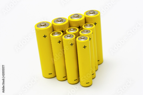 yellow alkaline batteries