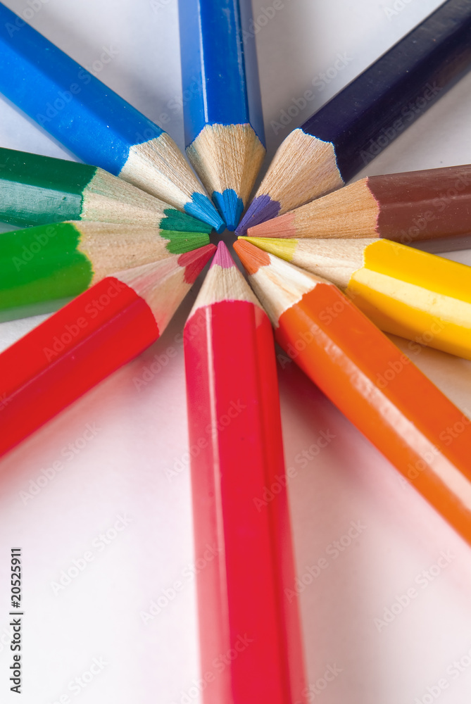 Naklejka premium Colored pencils
