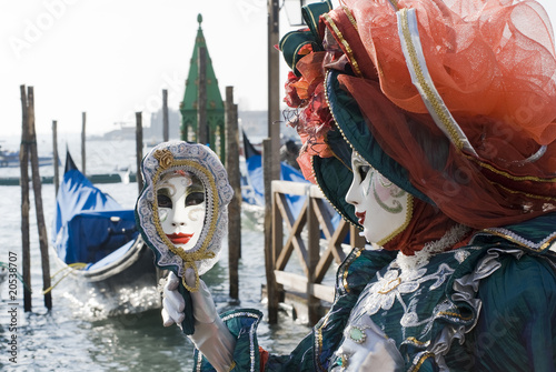 Maske in Venedig beim Karneval © heike114