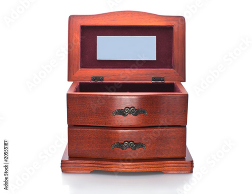 Wooden casket for jewelry