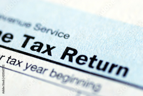 Close up view of the income tax return photo