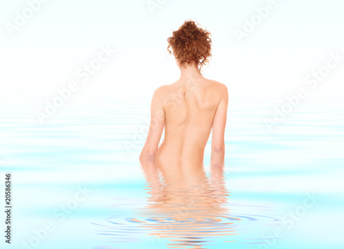 Portrait beautiful young woman in the water © Netfalls