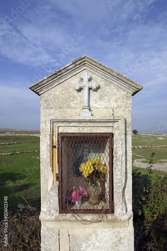 tabernacolo di campagna