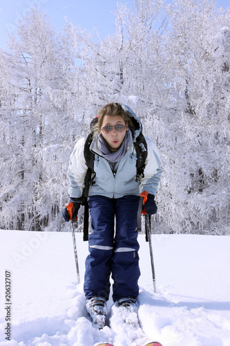 grimasse sous la neige photo