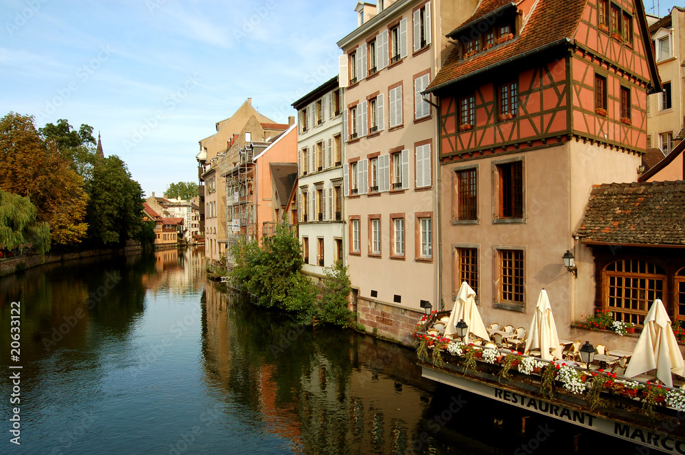 Il Fiume Ill nella Petite France - Strasburgo - Francia