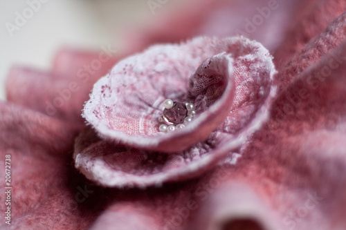 fleur en dentelle vintage