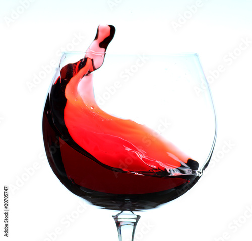 red wine splash photo