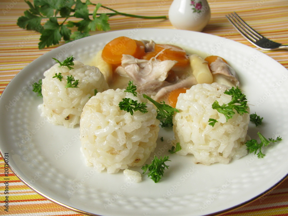 Hühnerfrikassee mit Reis
