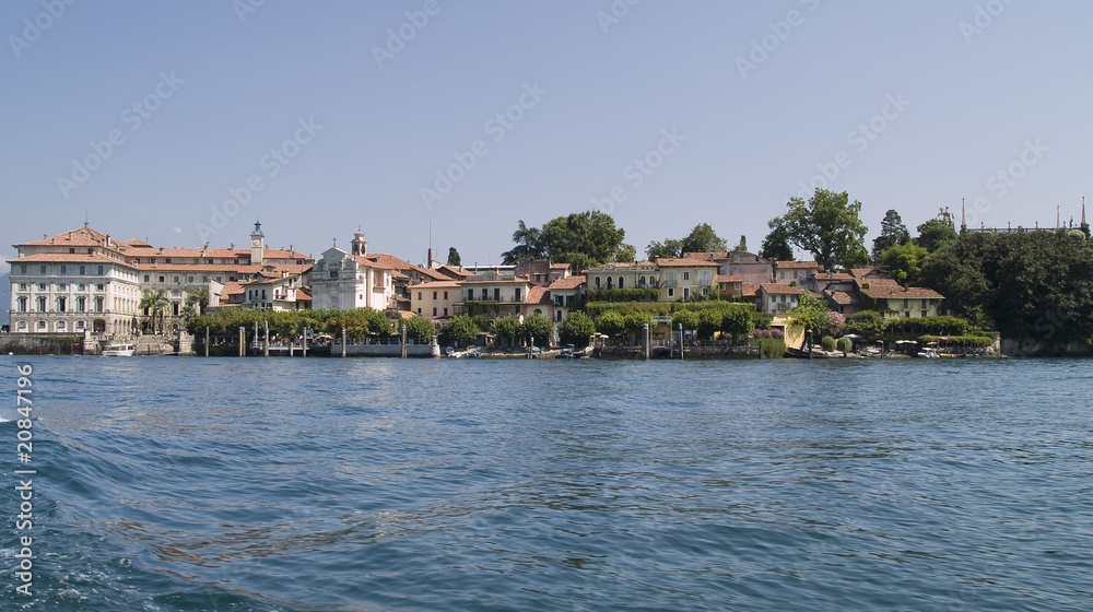 Lago Maggiore, norte de Italia, famoso lugar turístico.
