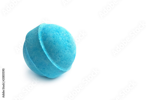 Single blue bath bomb
