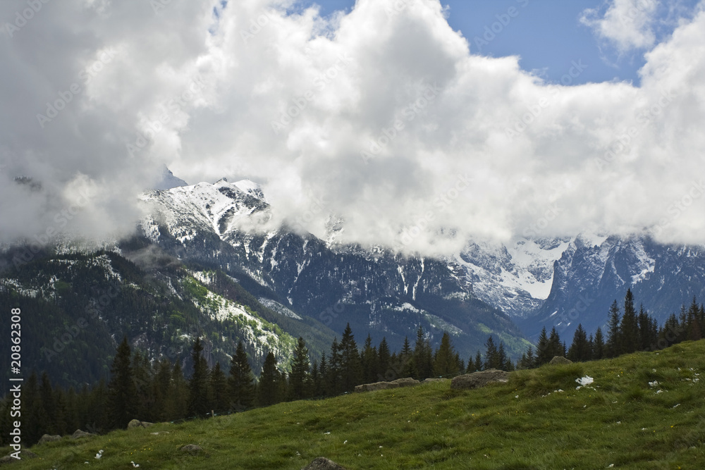 Mountains spring Mountains spring