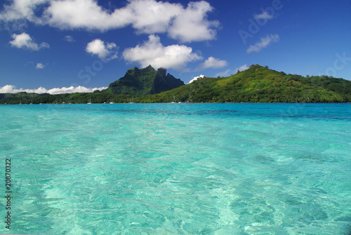 View of Bora Bora island and the turquoise lagoon in Tahiti