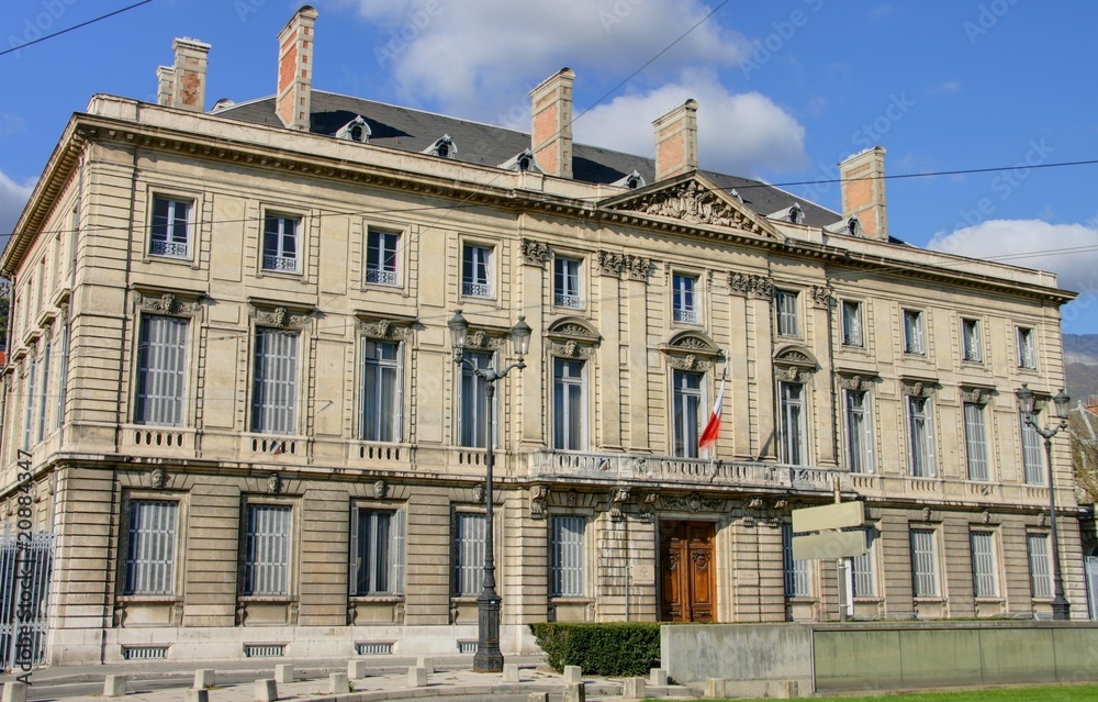 Obraz premium immeuble de grenoble