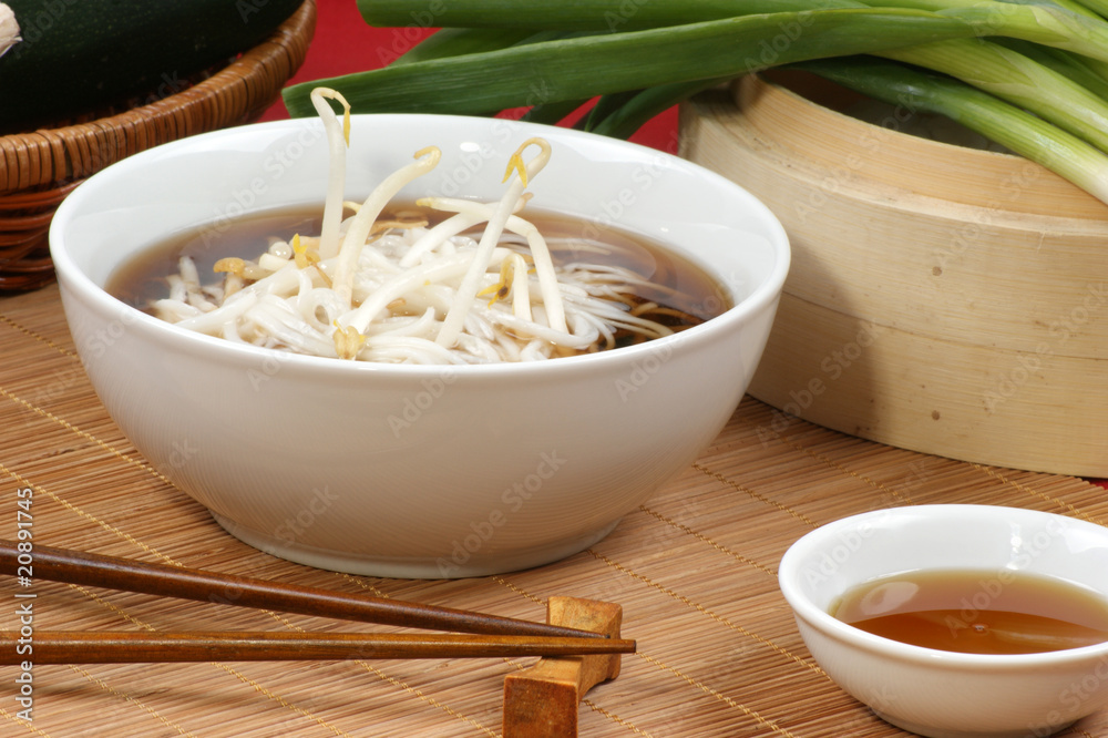 japanese style noodle soup with bean sprouts