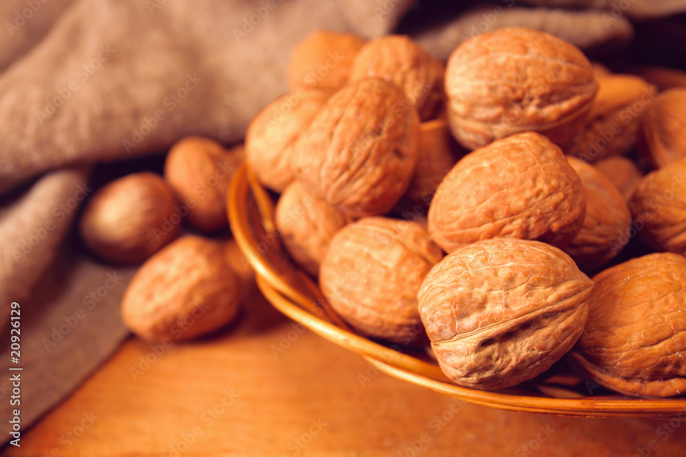walnuts walnuts