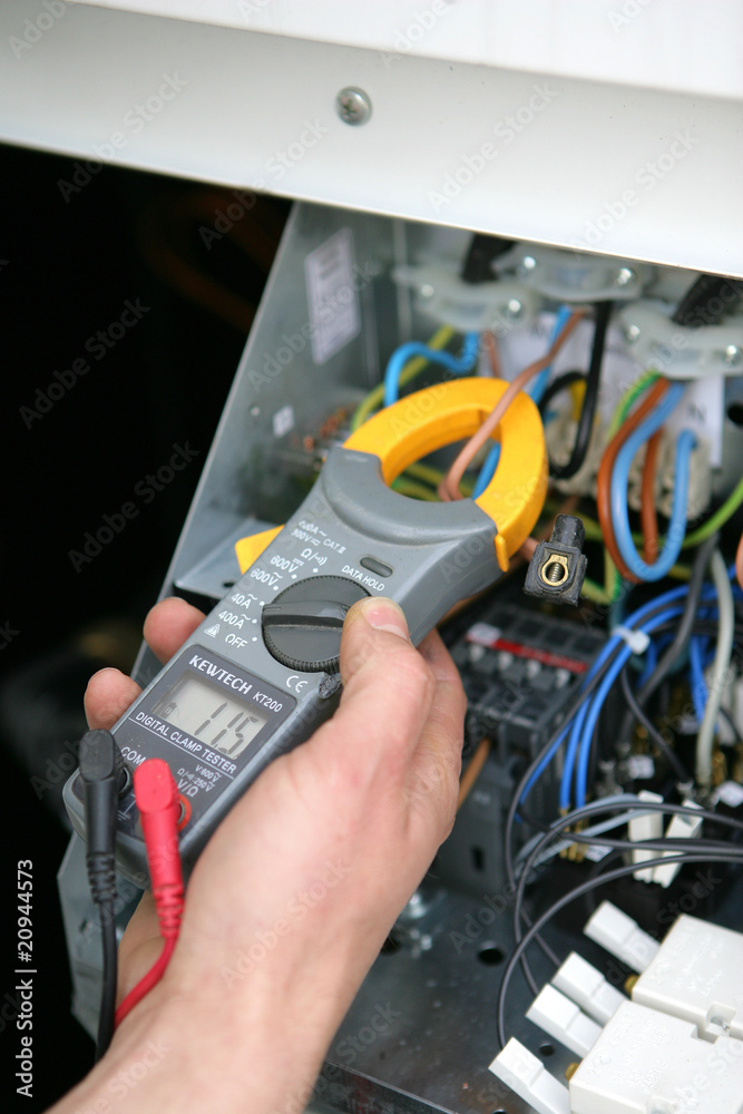 Mesure de l'intensité d'une pômpe à chaleur Mesure de l'intensité d'une pômpe à chaleur
