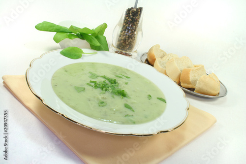 Kräutersuppe photo