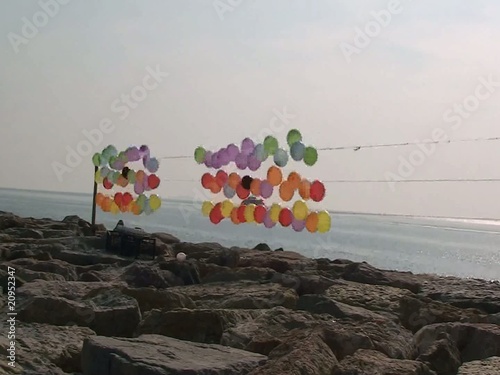 balloons on the rocks