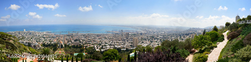 Panorama of Haifa from the Bahai Garten © Alxy