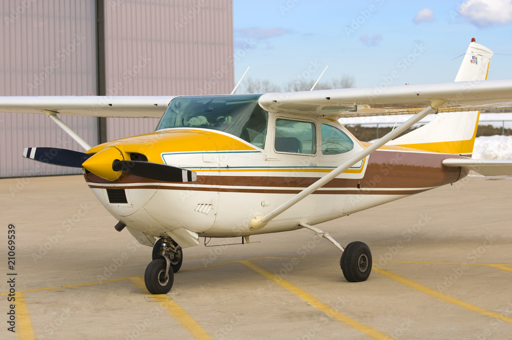 Single Engine Airplane Single Engine Airplane