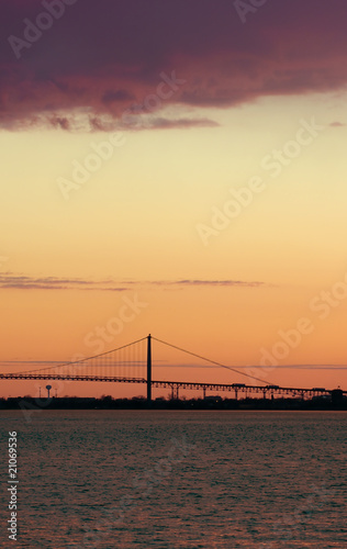 Sunset Bridge © Darren Brode