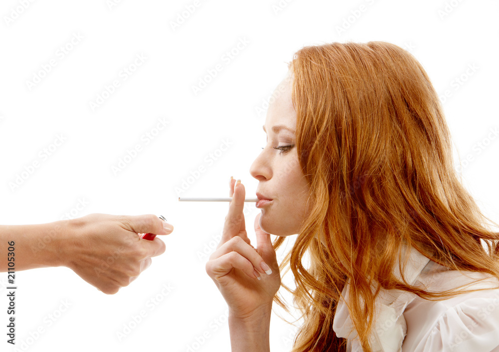 Obraz premium Proposing to smoke