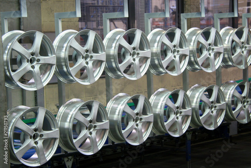 wheel rim factory, rims ready to be painted © creedline