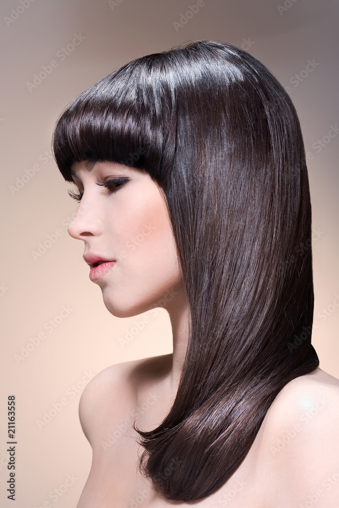Beauty Headshot of Young Brunette Beauty Headshot of Young Brunette