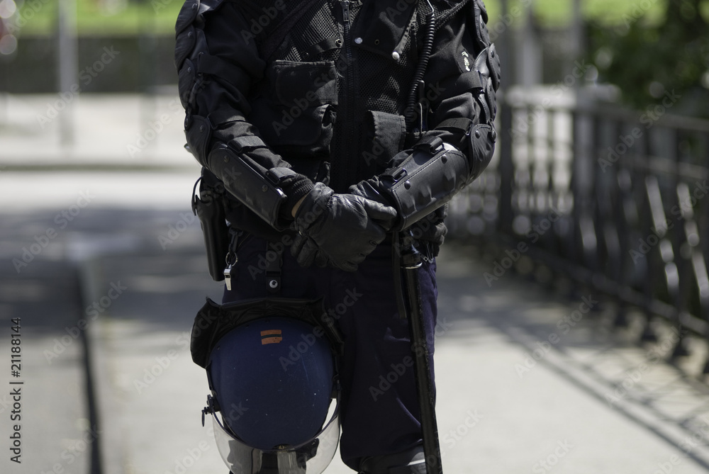 police,crs police,crs