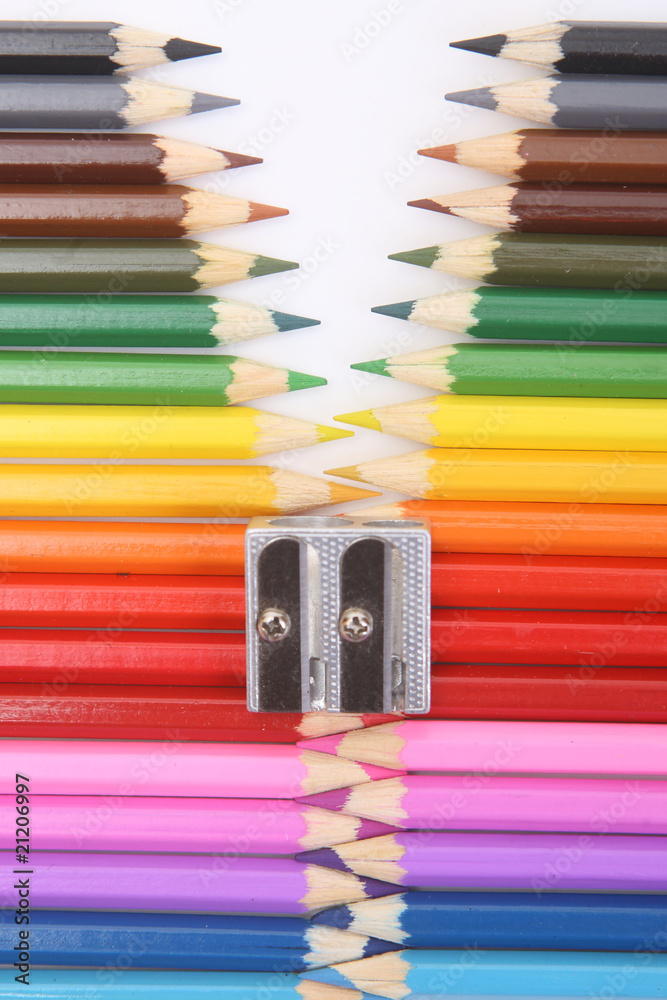 Colored pencil zipper